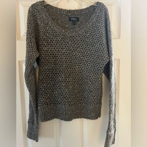 Women’s silver jeans sweater, size medium